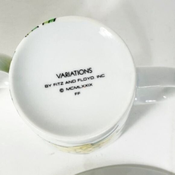 Fitz and Floyd Variations Daffodils 2 plates & 2 mugs set 1979 vintage - Picture 11 of 14